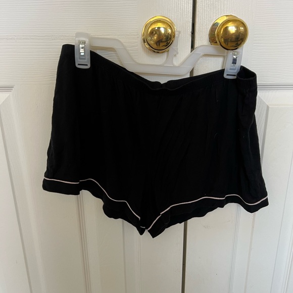 Gilligan & O’Malley PJ Set - Picture 3 of 3